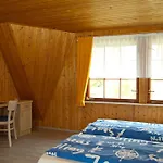 Ferien Unterm Reetdach In Gohren Goehren (Ruegen)