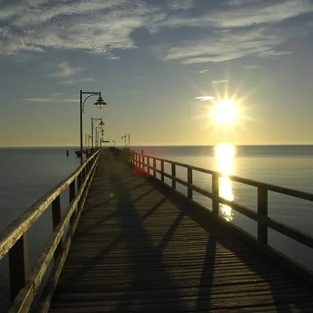 Ferien Unterm Reetdach In Gohren Гёрен