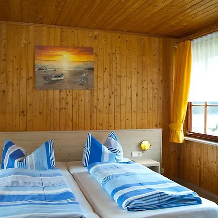 Casa de hóspedes Ferien Unterm Reetdach In Gohren Goehren (Ruegen)