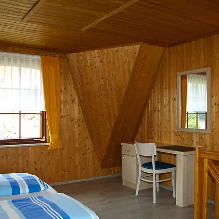 Ferien Unterm Reetdach In Gohren Casa de hóspedes *