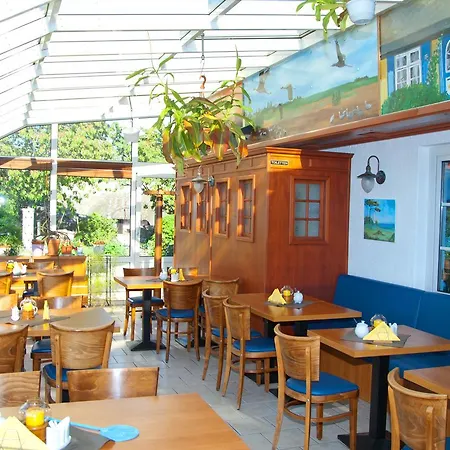 Ferien Unterm Reetdach In Gohren