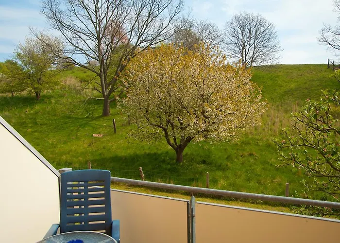 Ferien Unterm Reetdach In Gohren بيت ضيافة *