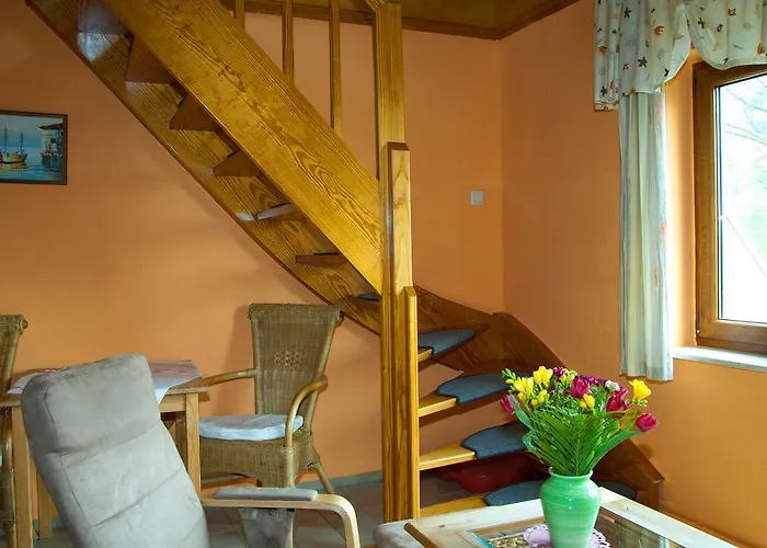 بيت ضيافة Ferien Unterm Reetdach In Gohren *